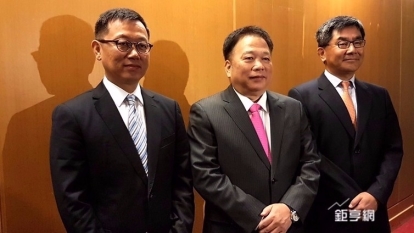 TPK財務長劉詩亮(左起)、董事長江朝瑞與總經理鍾依華。(鉅亨網資料照)