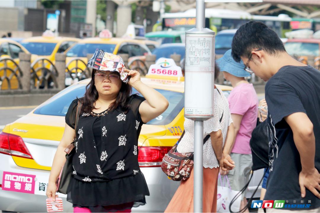 大台北地區在今(15)日的高溫預計將會飆至38℃。（圖／NOWnews）