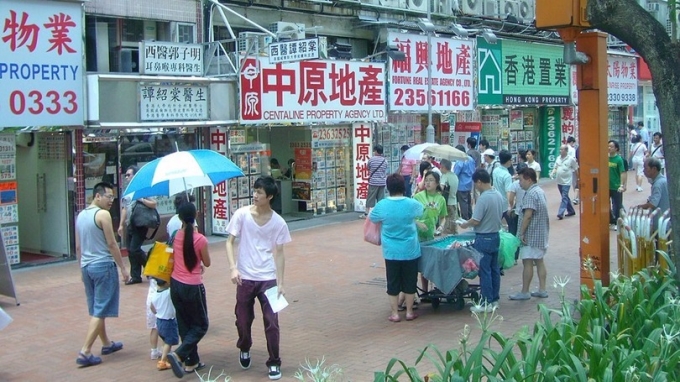 摩根士丹利發表報告指，香港樓價可能已在今年6月見頂。 (圖：維基百科)