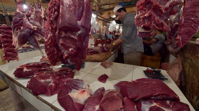 肉品市場販售肉品。(圖:AFP)