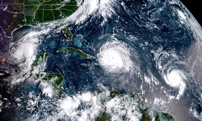  哈維、艾瑪颶風肆虐美國，估計合併災損可能高達2900億美元，讓川普見識到大自然反撲的威力。