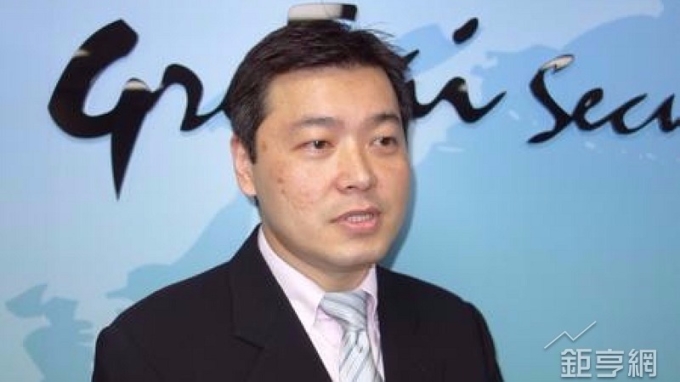 先進光1000 萬股現增今申報生效