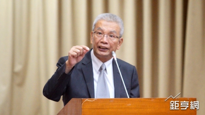 〈財政部立院備詢〉財長首度喊出評估公股銀行撤離美國