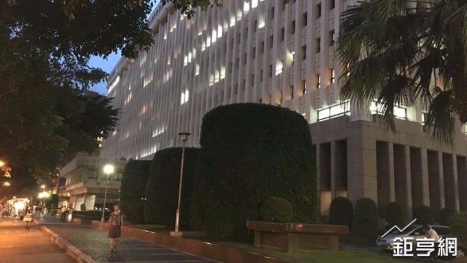 為化解圖利誤解 長庚正式請辭台塑三寶董事
