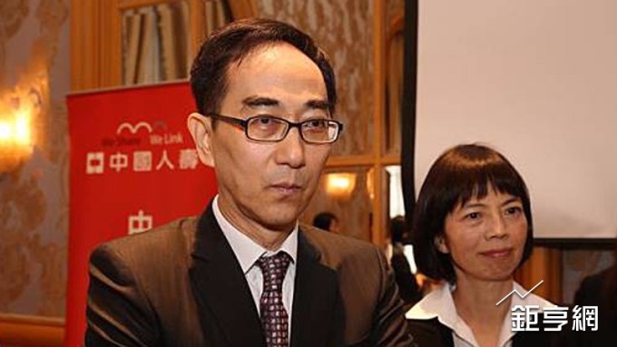 王銘陽（左）將擔任開發金控總經理並兼任中國人壽董事長，而郭瑜玲（右）將擔任開發金控執行副總經理並兼任中國人壽副董事長。（鉅亨網資料照）
