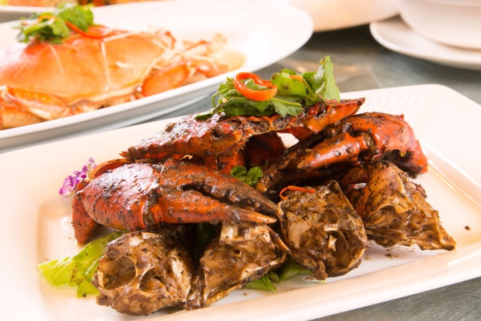 珍寶10大螃蟹料理─招牌黑胡椒螃蟹 。(圖：珍寶海鮮提供)