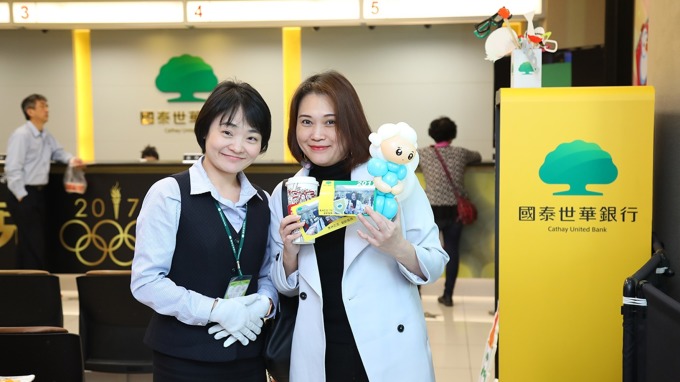 銀行拚創新服務五路俱進 居然有專屬大頭貼機這招
