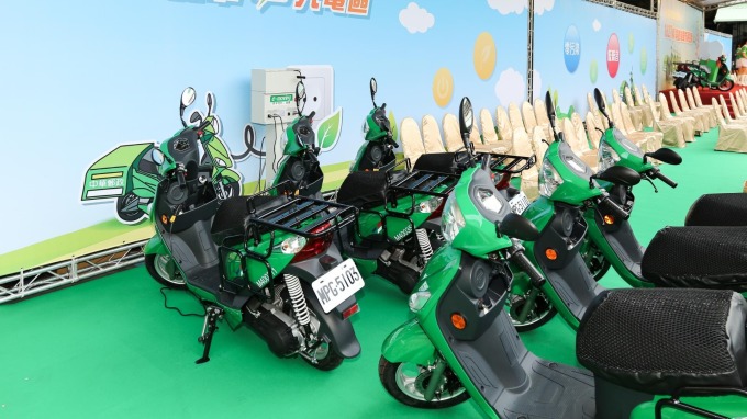 中華車攜手中華郵政 逾1600台emoving郵務車上線