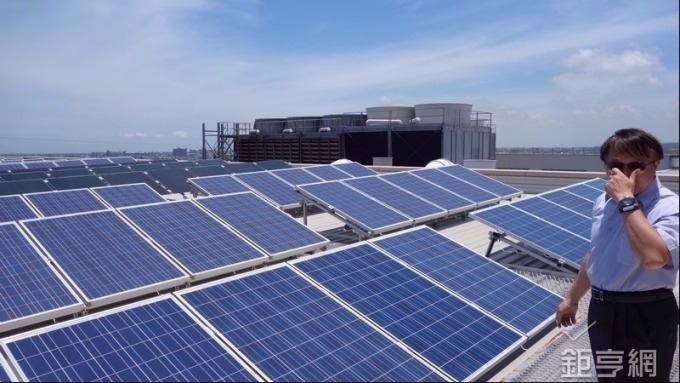 2018年中國太陽能產業將出現兩波搶裝潮
