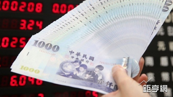 股匯雙漲 台幣補升飆漲逾1.5角衝破29.2元 不排除挑戰29元大關