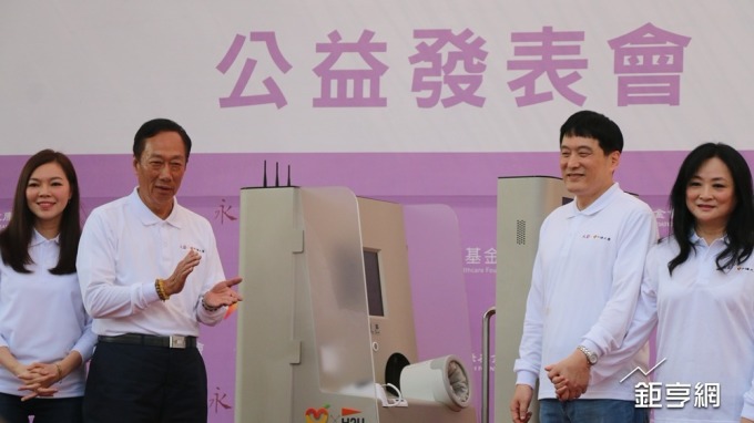 〈鴻海統一健康互聯〉研發斥逾5000萬元 上半年目標收集500萬筆數據