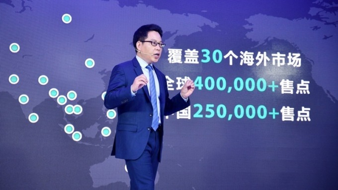 非蘋新機競出 OPPO發表春季新品R15 台廠供應鏈營運添動能