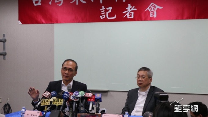 林全遭控護航疫苗 東洋回應:董事長未參加會議