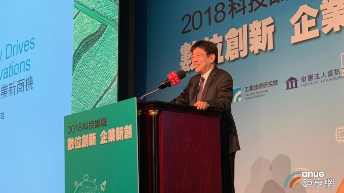 〈創新論壇〉談科技驅動的企業創新 劉文雄:必須拋開競爭概念