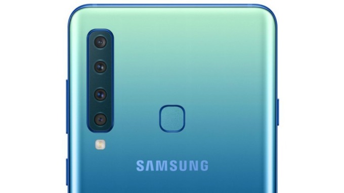 全球首款四鏡頭手機Galaxy A9。(圖：三星官網)