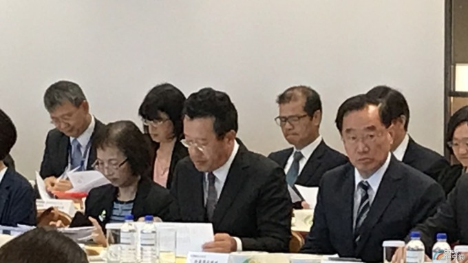 〈財委會視察證交所〉大同條款可分割揪團投票?顧立雄:持股符合資格前題下 可研議開放