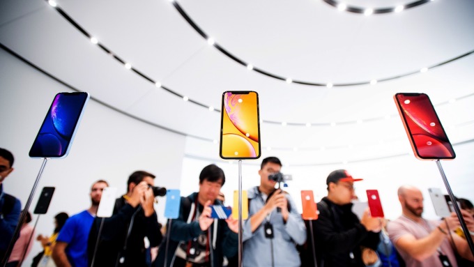 蘋果被迫恢復生產iPhone X。(圖：AFP)