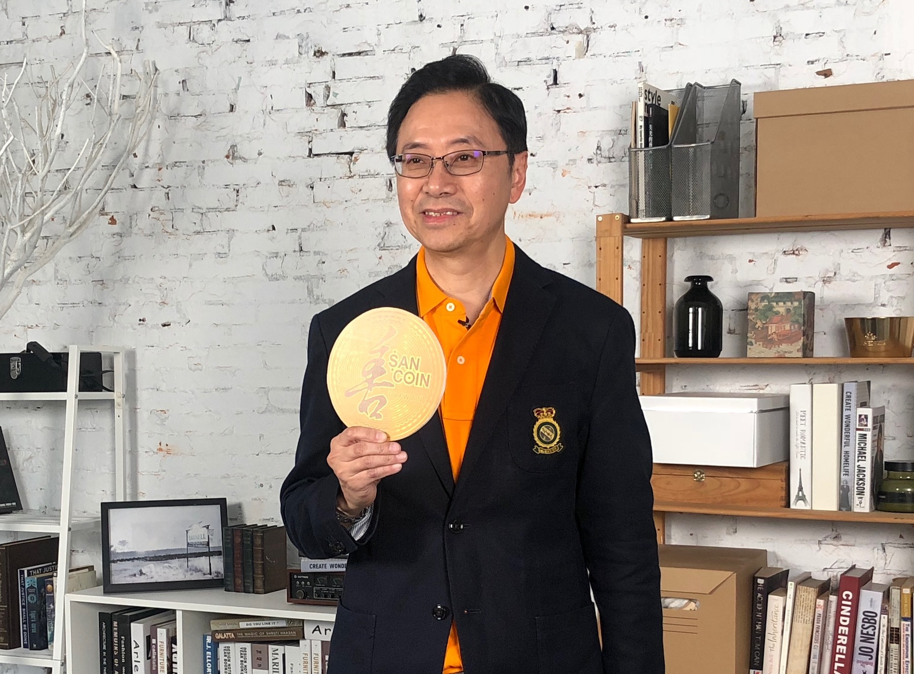 前行政院長張善政過年期間不發紅包,而是改發<a href=
