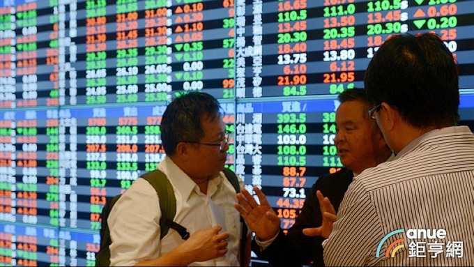 台股盤後─市場人氣以量滾量 帶動指數強攻10100點