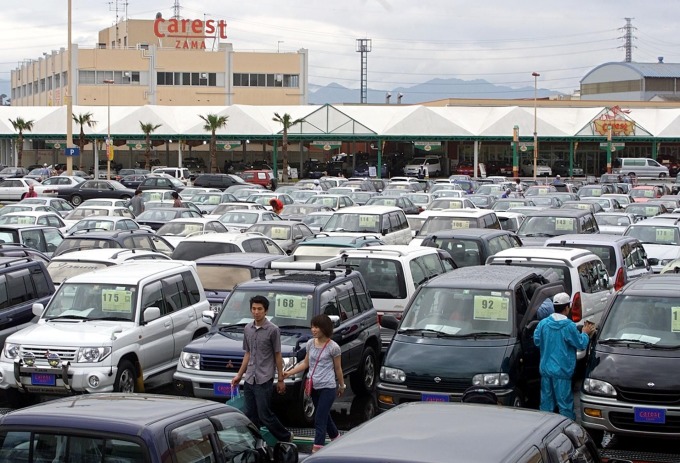 日本的中古車賣場 (圖：AFP)