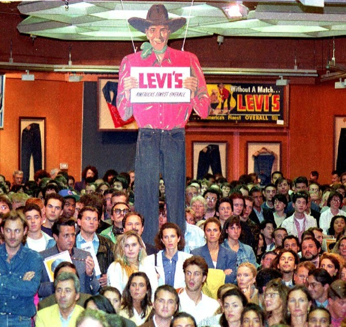 在 Levi Strauss 之前,第 1 季的 IPO 是緩慢的,部分原因是政府關門。(圖: AFP)