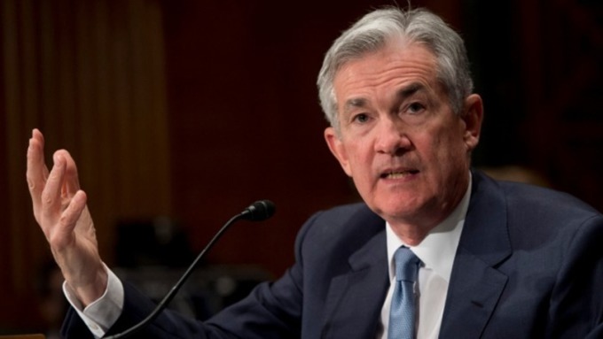 Fed主席鮑爾暗示「必要時可能降息」　(圖片：AFP)