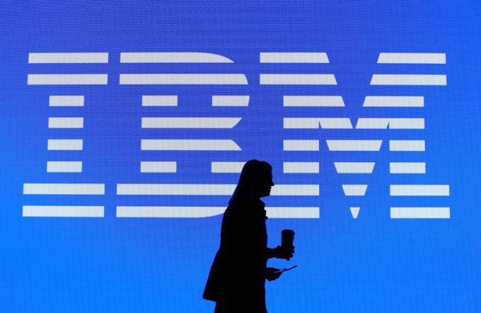 力拼转型的 IBM 完成其史上最大笔的收购案。(图片:AFP)