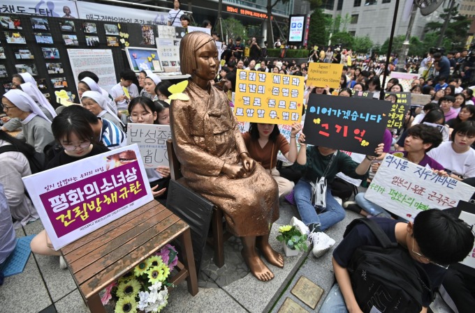 反日無止境!釜山市議會通過首宗「戰犯企業」條例。(資料照片) (圖片:AFP)