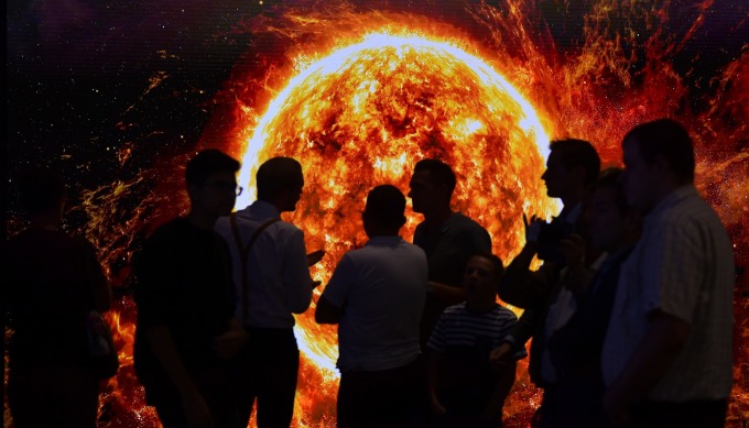 三星電子在 IFA 攤位上展出的電視產品。(圖片:AFP)