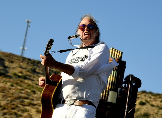 Neil Young (圖片:AFP)