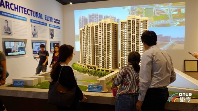 北台預售及新成屋供給量下滑,年底前新建案市場可能缺乏激情。(鉅亨網記者張欽發攝)
