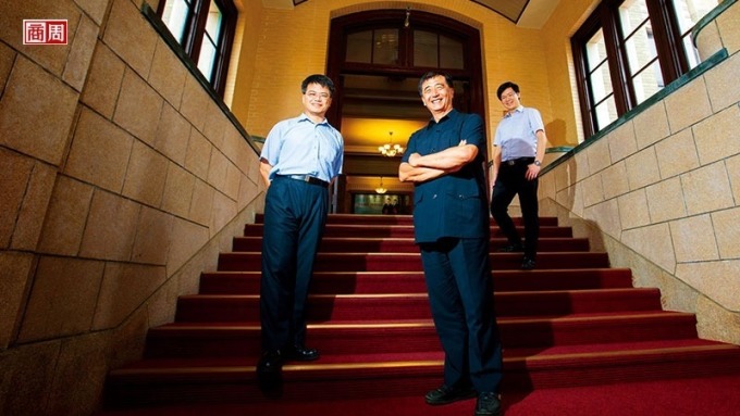 cover image of news article