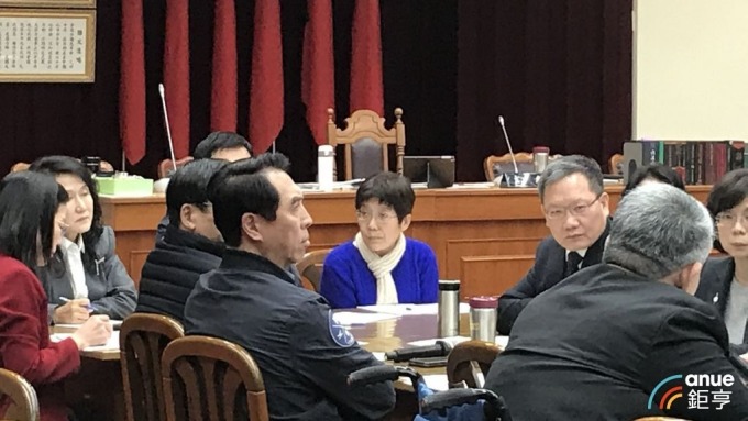 財委會今天決議汽車零組件關稅草案交付黨團協商。(鉅亨網記者郭幸宜攝)