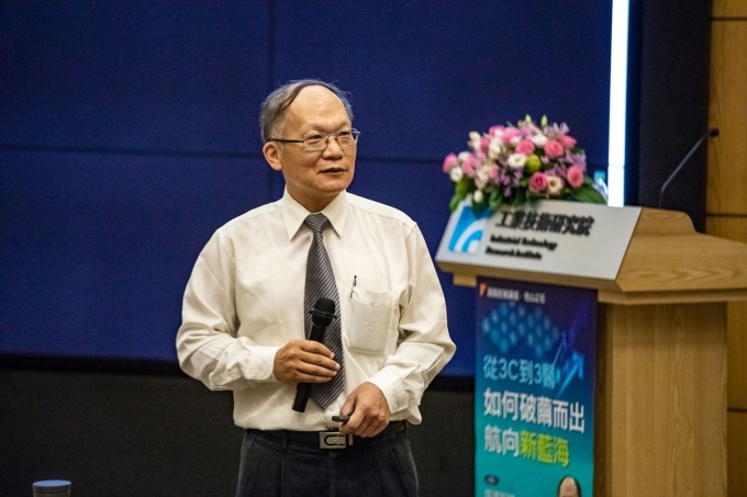 筑波科技 董事長 許深福