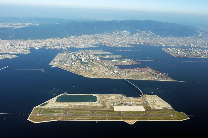 日本神戶機場所在的人工島 (圖片:AFP)