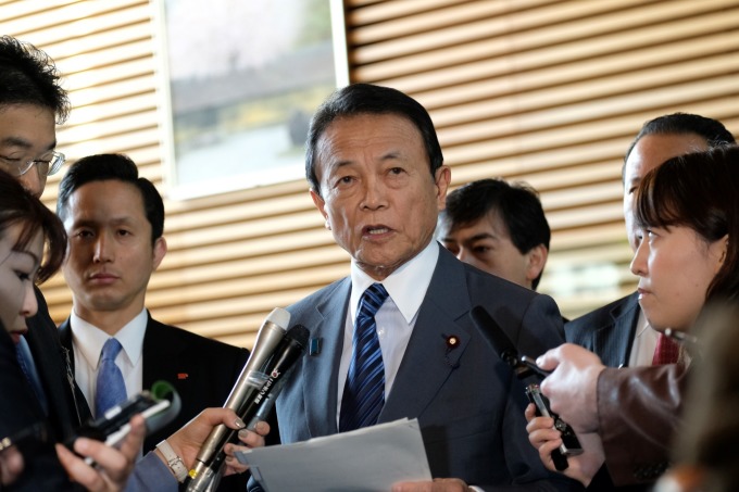 日本財務大臣麻生太郎 (資料照片) (圖片:AFP)