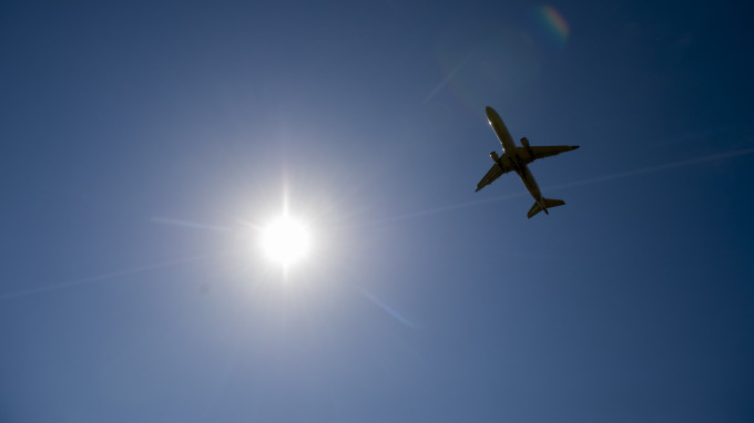 美伊情勢緊張 FAA要求民航機繞道波斯灣空域  (圖片：AFP)