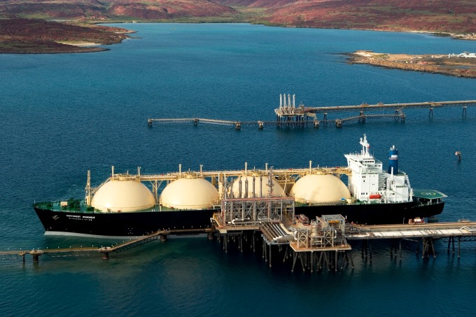 日本 LNG 存量過剩 多家日企轉銷中國以節省成本 (示意圖) (圖片:AFP)