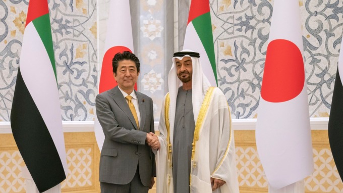 日本與阿布達比國家石油公司換約 確保原油供應無虞 (圖片：AFP)