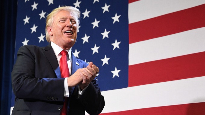 川普好嗨！蓋洛普民調支持率升至49% 創歷史新高 (圖片：AFP)