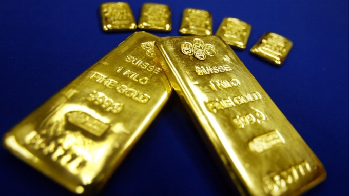 〈貴金屬盤後〉經濟不確定性支撐 市場逢低買進 黃金自3週低點反彈（圖片：AFP）
