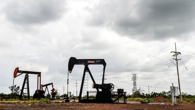沙、俄開啟石油價格戰 美頁岩油商將無利可圖　(圖:AFP)