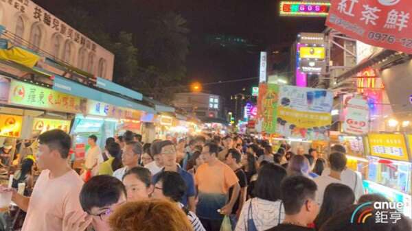 五一連假防景點群聚 交通部擬設警告點、行動點、管制點。(鉅亨網資料照)