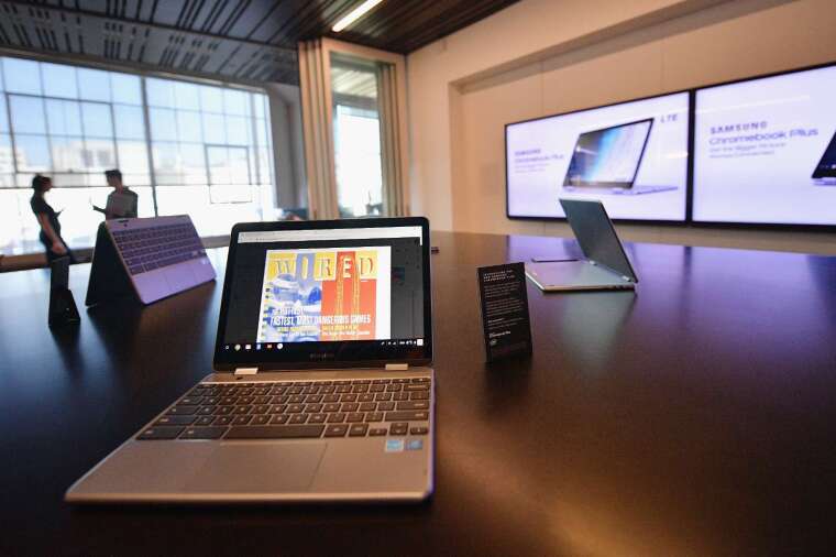 〈鉅亨看世界〉Chromebook 搶日本千萬台教育市場 (圖片:AFP)