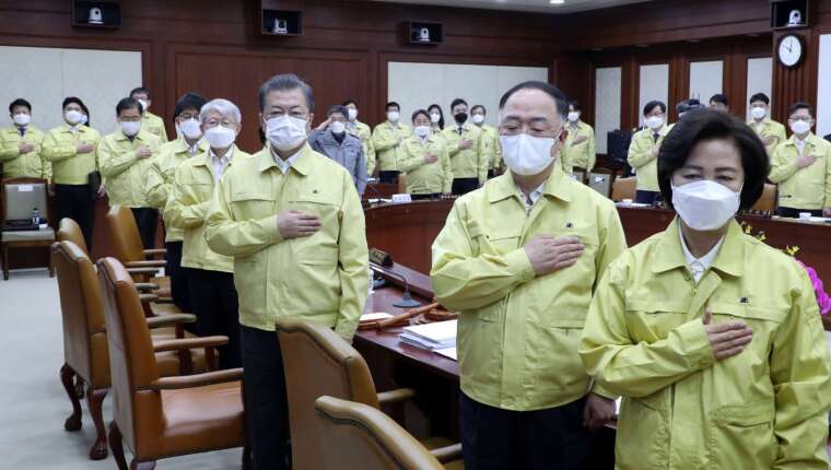 南韓疫情趨穩 6 日起大膽解除社交距離 (圖片:AFP)
