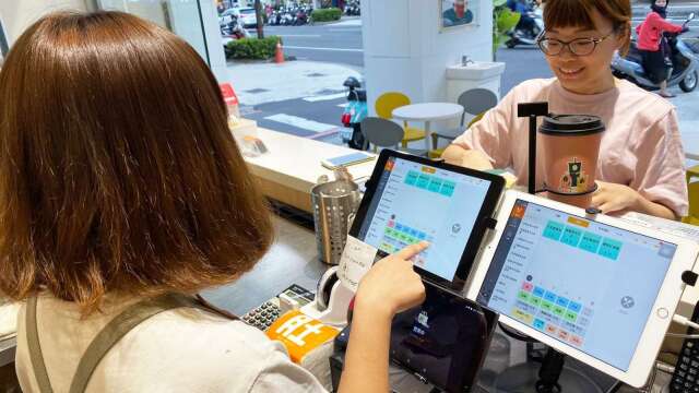 經部通過肚肚加碼補助餐飲業 每家可免費獲iPad+智慧型POS系統。(圖:肚肚提供)