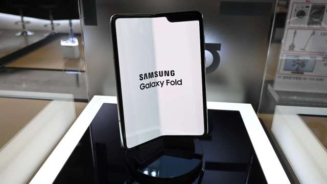 傳三星新一代折疊機Galaxy Fold 2將不支援S Pen(圖片：AFP)