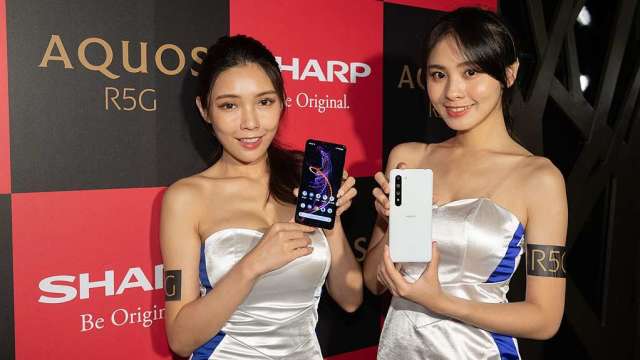 夏普SHARP第一支5G手機AQUOS R5G 正式登台。(圖：台灣夏普提供)