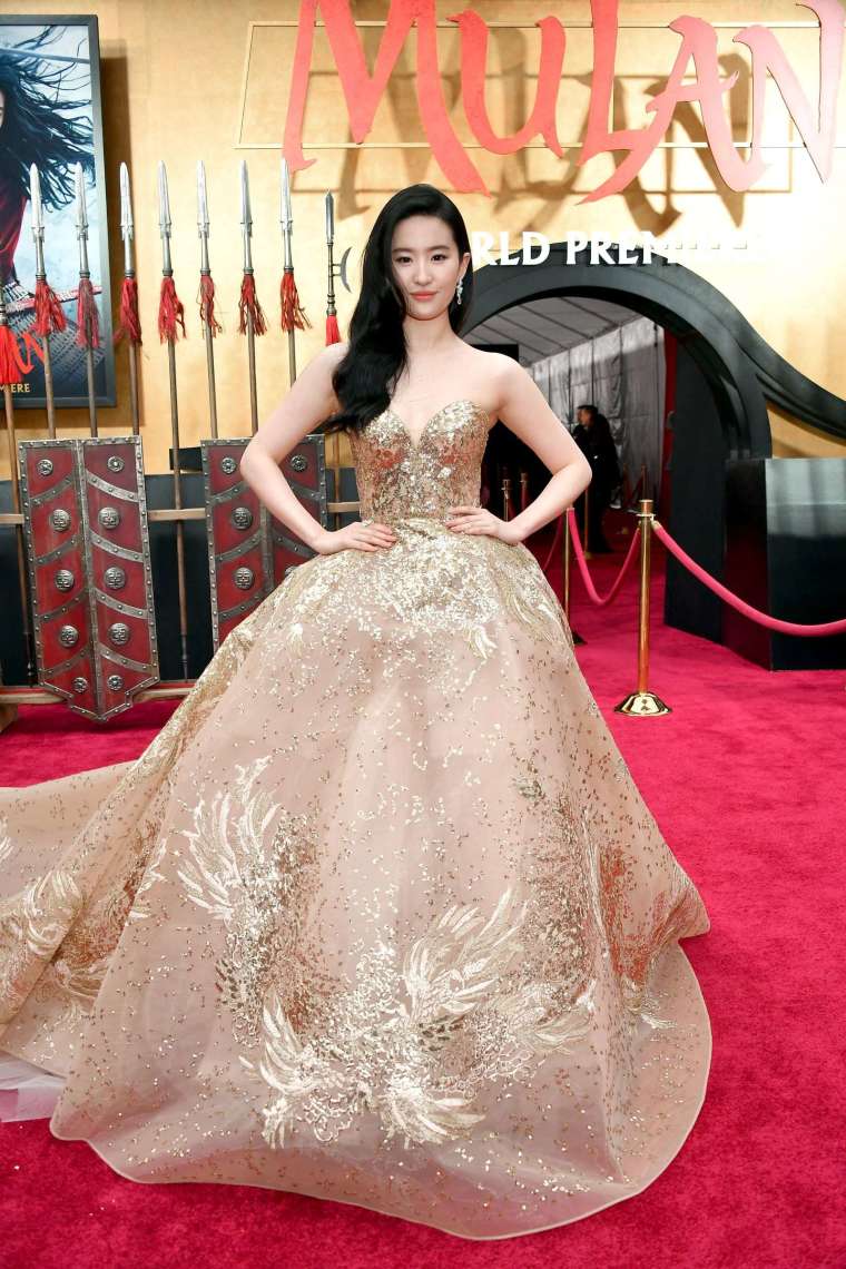 暑期電影強檔《花木蘭》(Mulan) 將無限期延遲上映。(圖片:AFP)