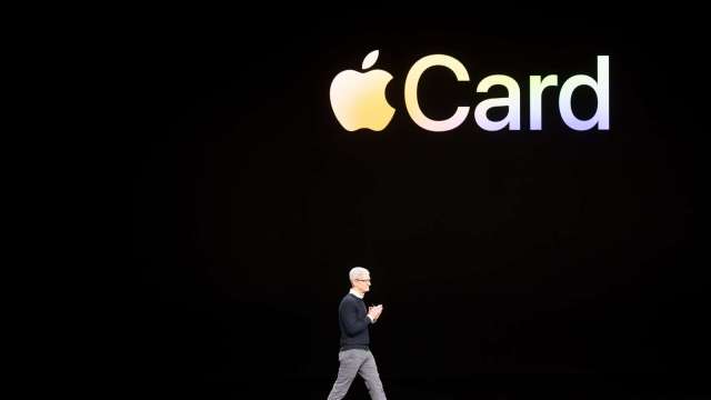 有iPhone就能付款?蘋果斥資1億美元收購新創支付公司Mobeewave(圖片:AFP)